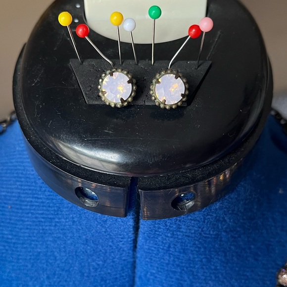 SOLD Light pink Sorrelli Set - Picture 4 of 12